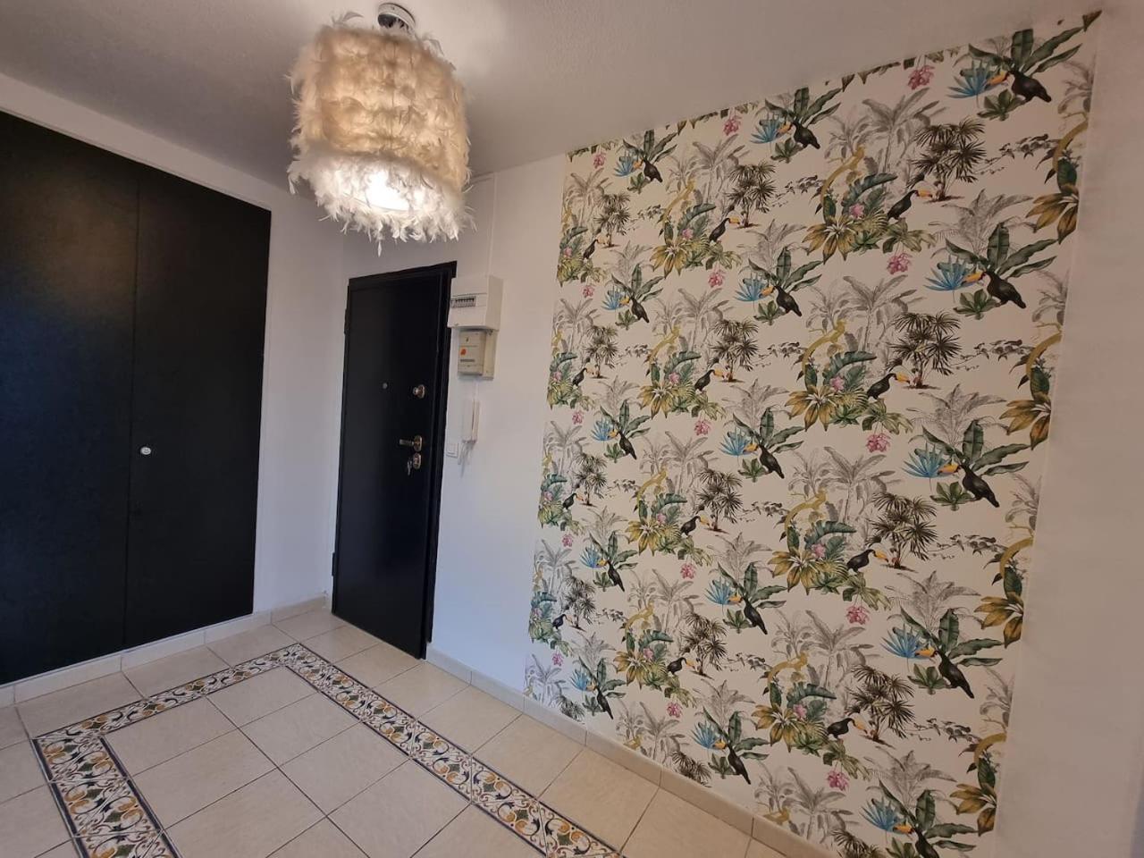 Grand Appartement 3 Chambres Disney - Paris - 82M2 Neuilly-sur-Marne Ngoại thất bức ảnh